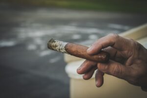 コンビニで買える禁煙グッズはどこにある？